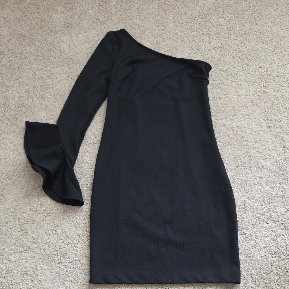 Trina Turk Elegant Black One-Shoulder Dress